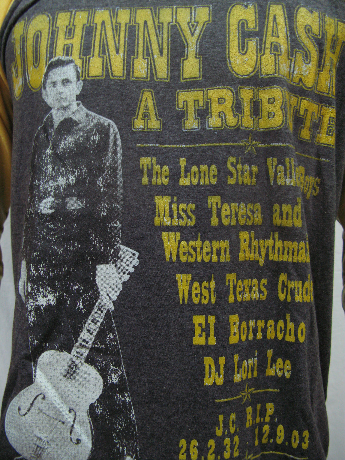 Johnny Cash A TRIBUTE Tour Mens Raglan T-Shirt