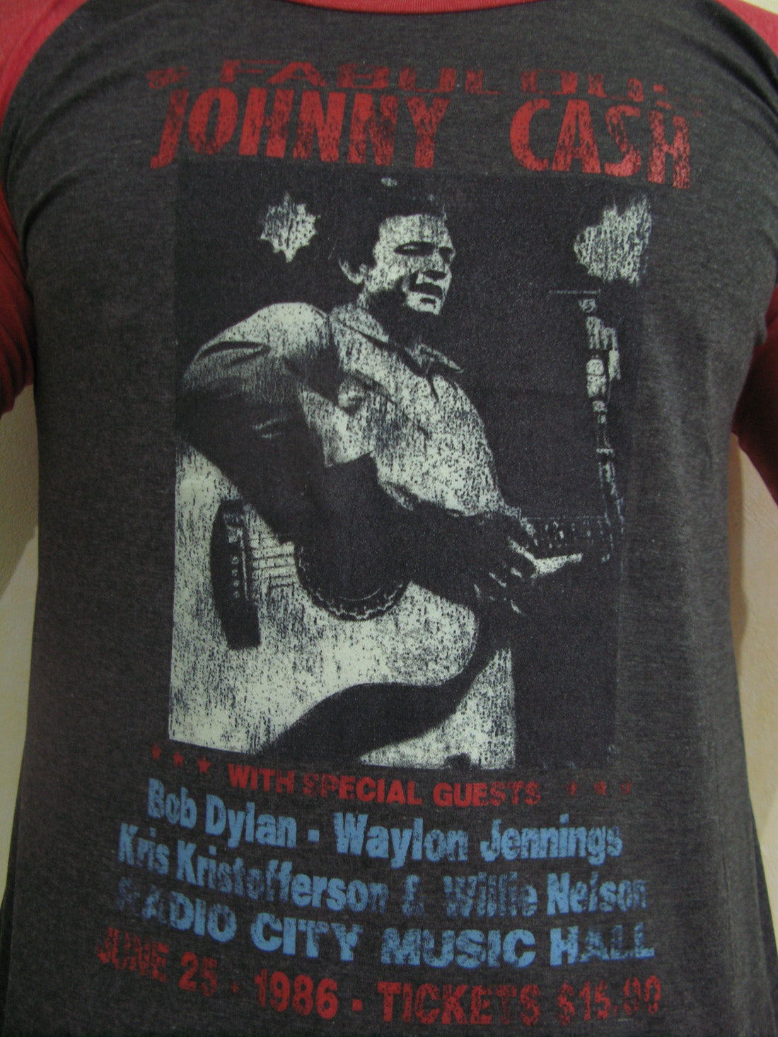 Johnny Cash FABULOUS U.S Tour 1986 Mens Raglan T-Shirt