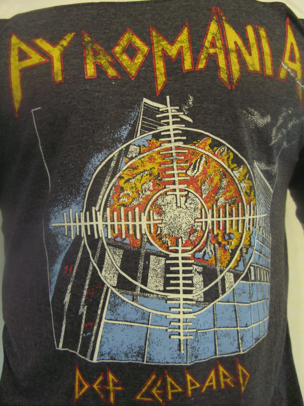 Def Leppard Pyromania Rock Tour Mens Ringer T-Shirt